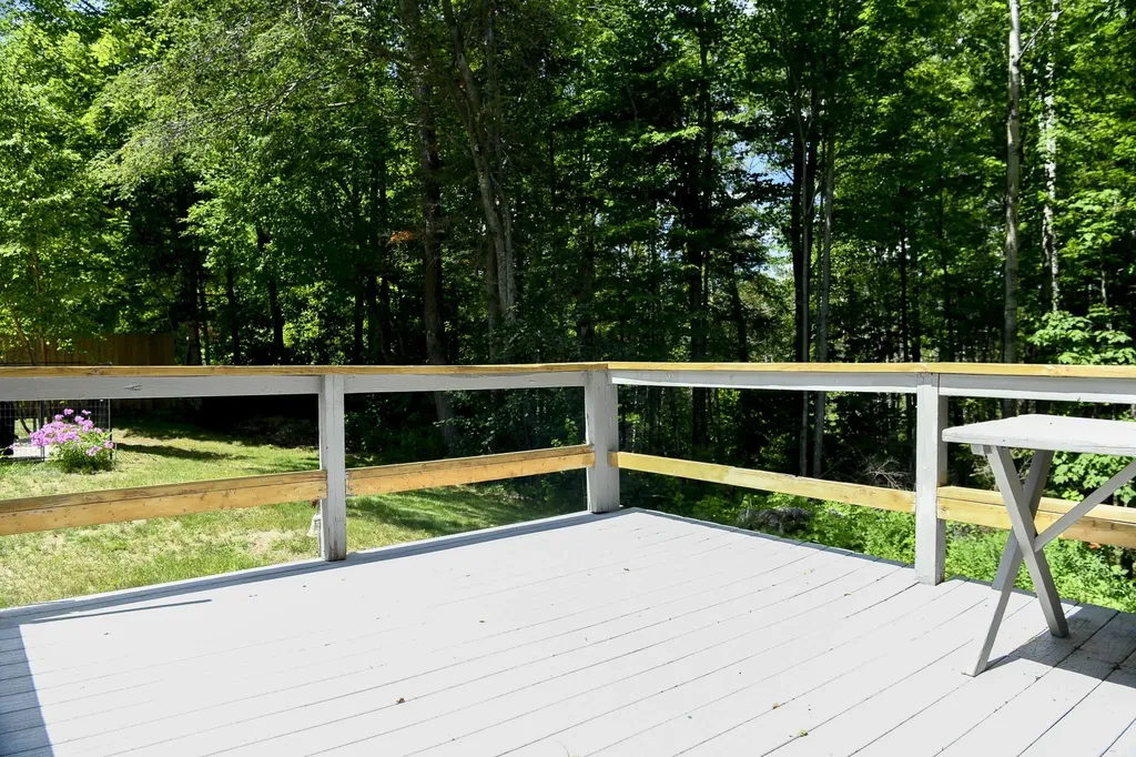378 Route 3 South Carroll NH 03598