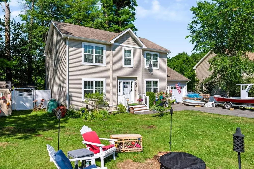 19 Hiltons Lane Rochester NH 03868