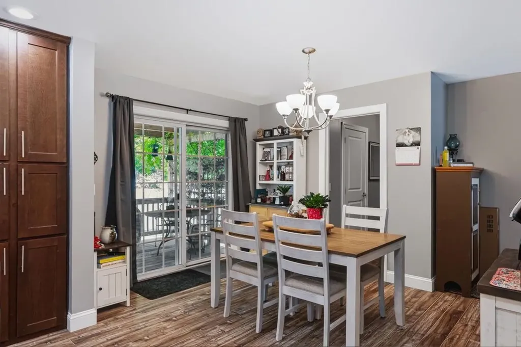 19 Hiltons Lane Rochester NH 03868