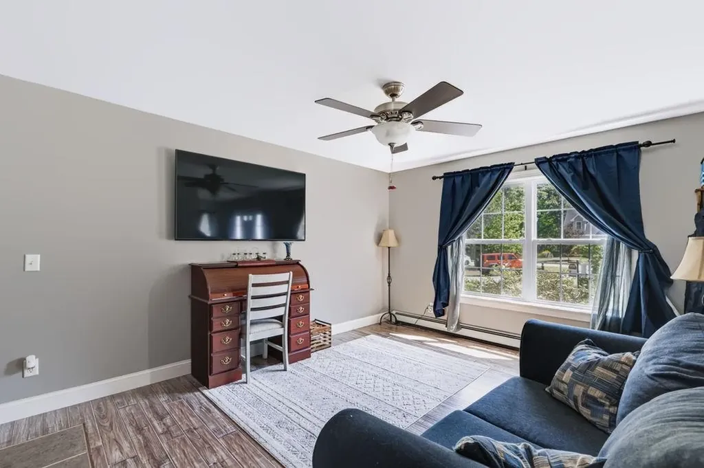 19 Hiltons Lane Rochester NH 03868