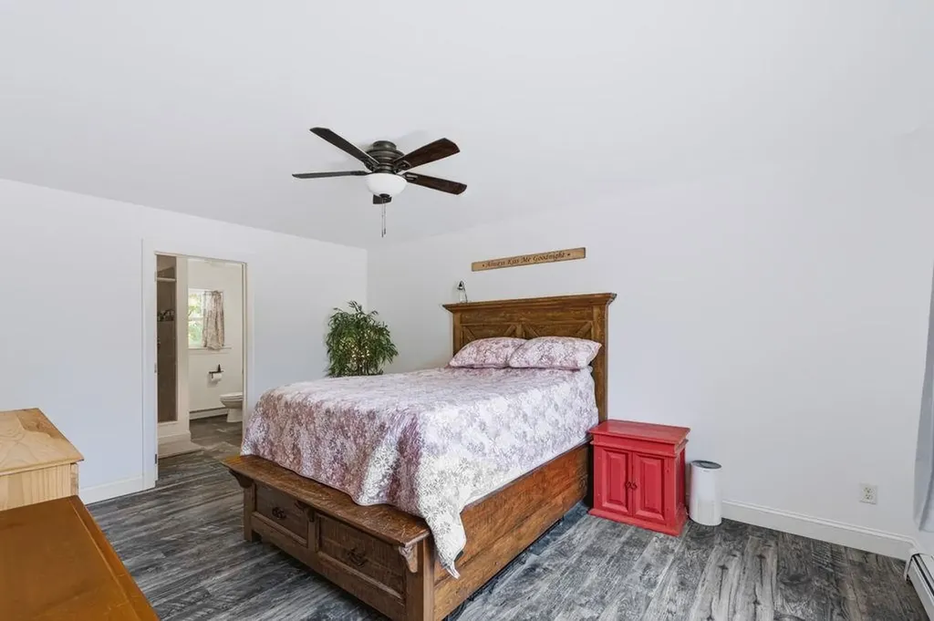 19 Hiltons Lane Rochester NH 03868