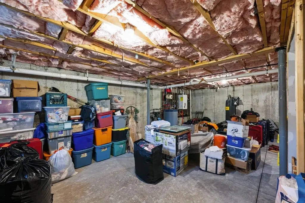 19 Hiltons Lane Rochester NH 03868