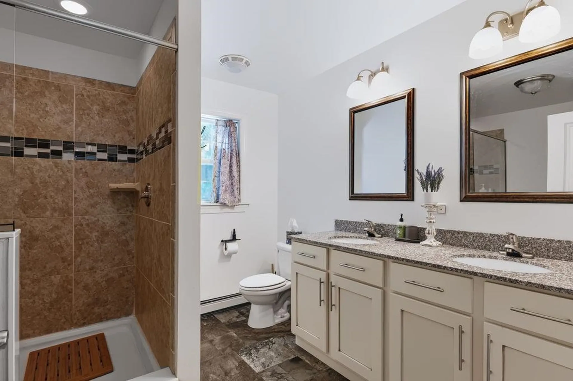 19 Hiltons Lane Rochester NH 03868