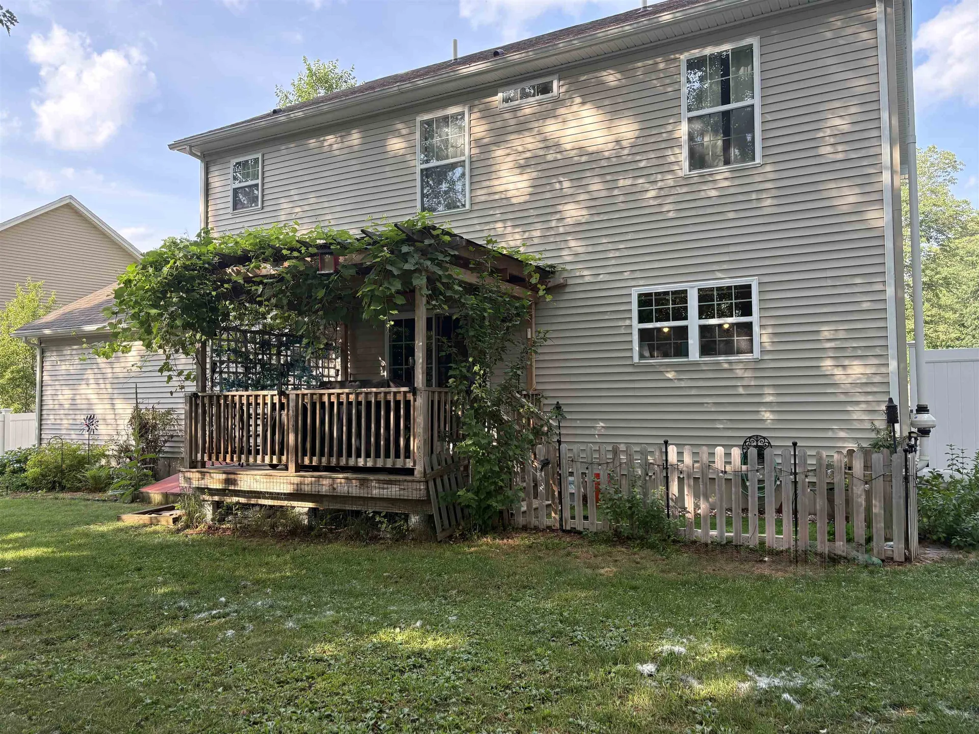 19 Hiltons Lane Rochester NH 03868