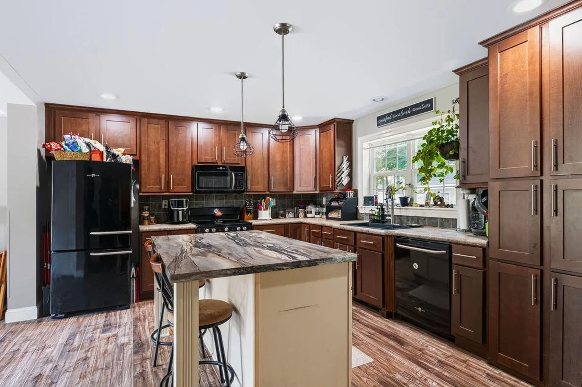 19 Hiltons Lane Rochester NH 03868