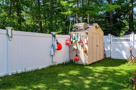 19 Hiltons Lane Rochester NH 03868