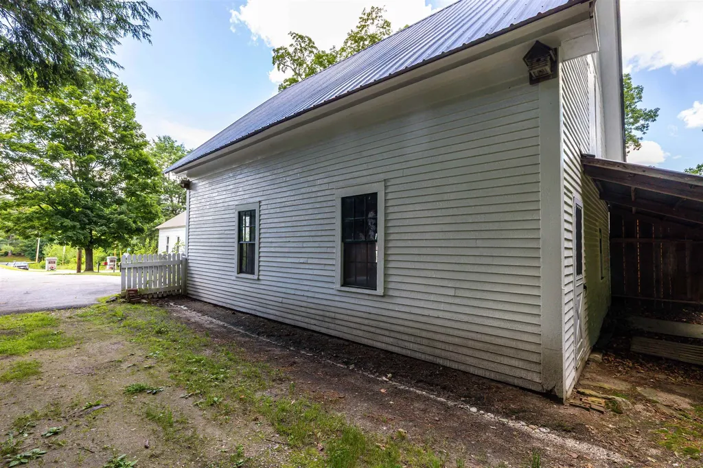 38 West Main Street Warner NH 03278
