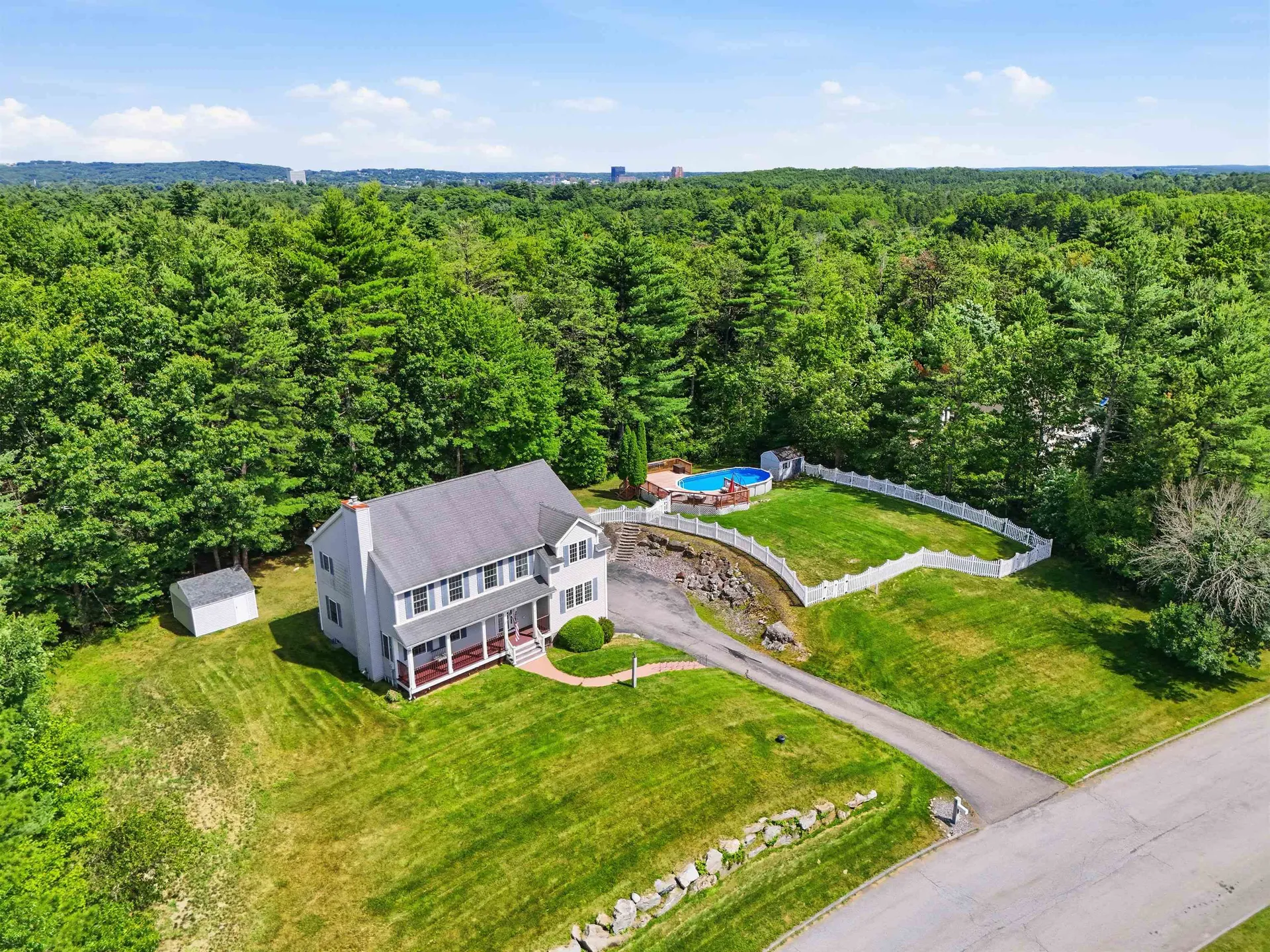 43 Duncan Farms Road Manchester NH 03102