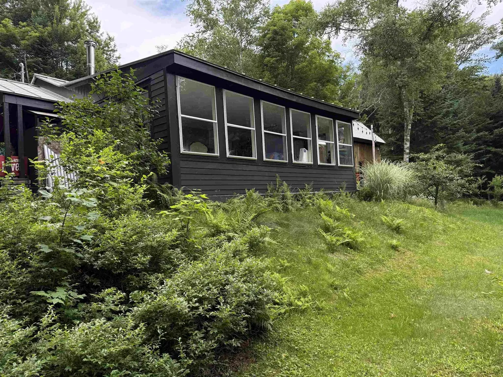 105 Buck Road Warren VT 05673