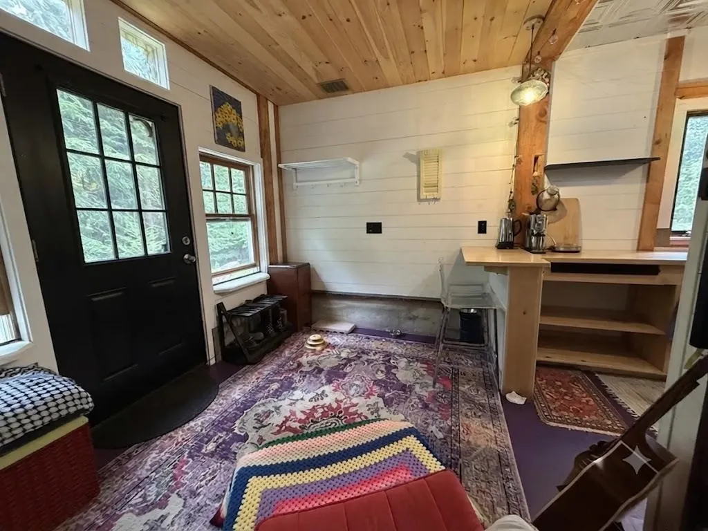 105 Buck Road Warren VT 05673