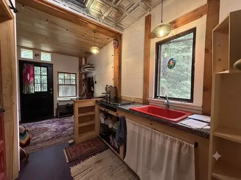 105 Buck Road Warren VT 05673