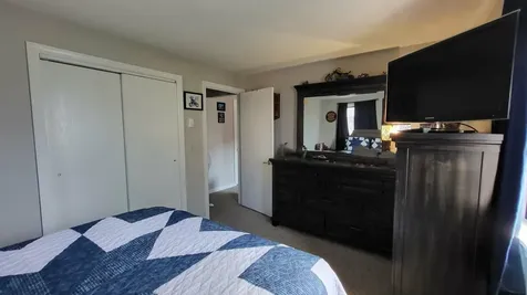 214 Lita Lane Newmarket NH 03857
