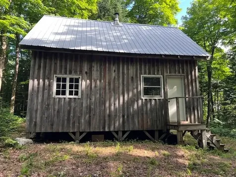 528 Paradise Lane Charleston VT 05872