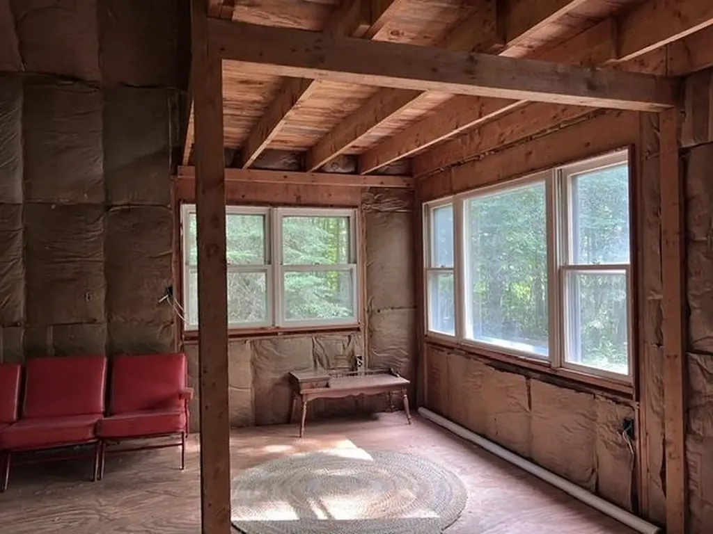 528 Paradise Lane Charleston VT 05872
