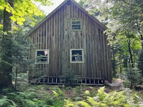 528 Paradise Lane Charleston VT 05872