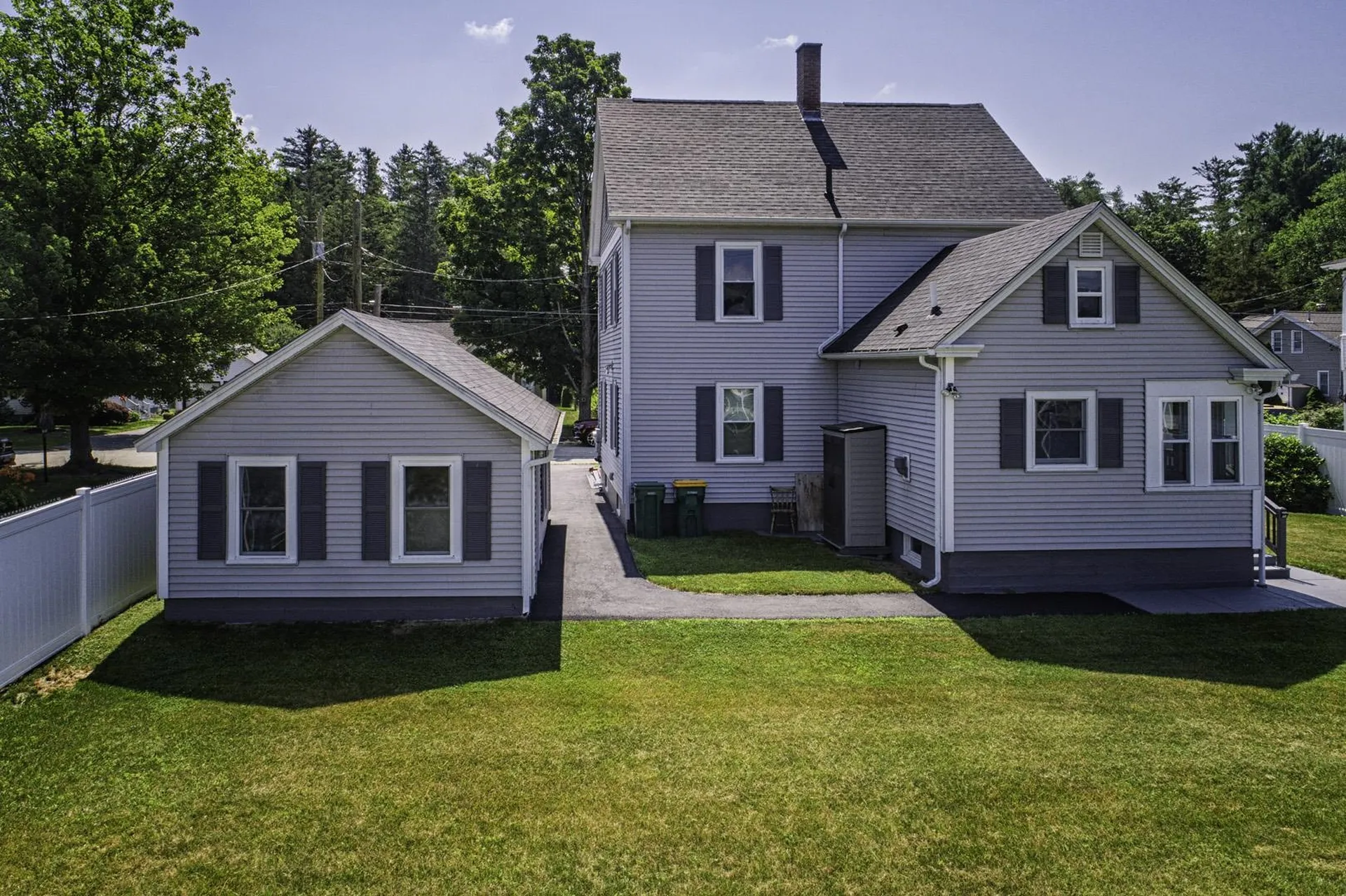 20 Dewey Street Rochester NH 03867