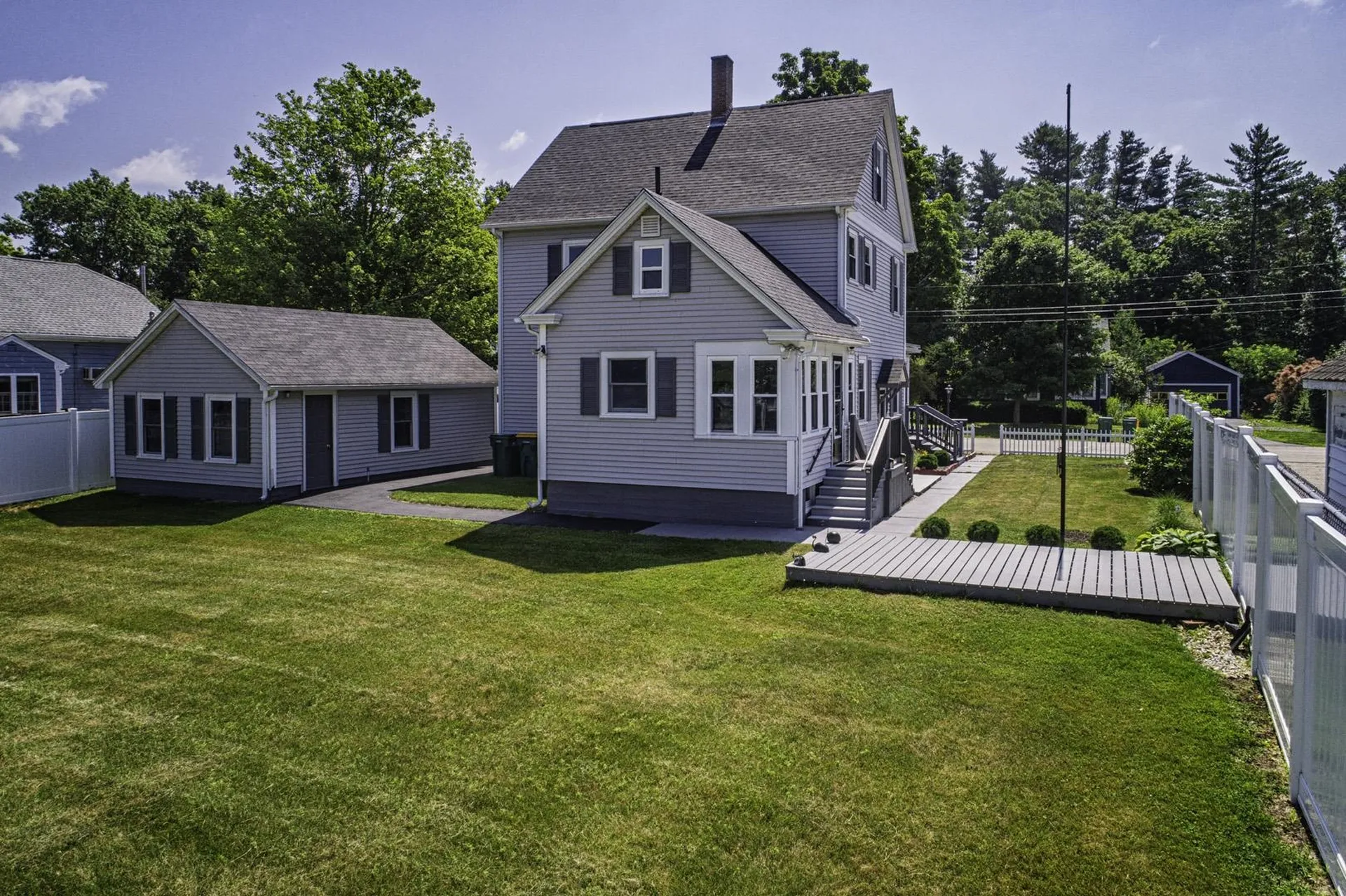 20 Dewey Street Rochester NH 03867