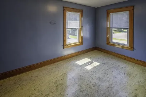 20 Dewey Street Rochester NH 03867