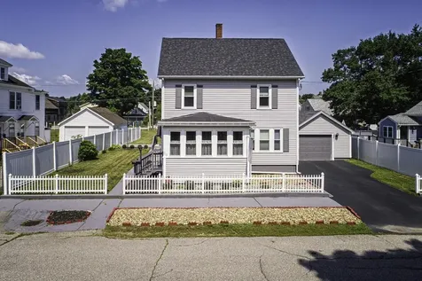 20 Dewey Street Rochester NH 03867