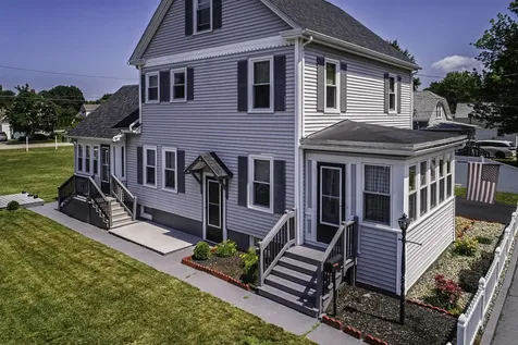 20 Dewey Street Rochester NH 03867