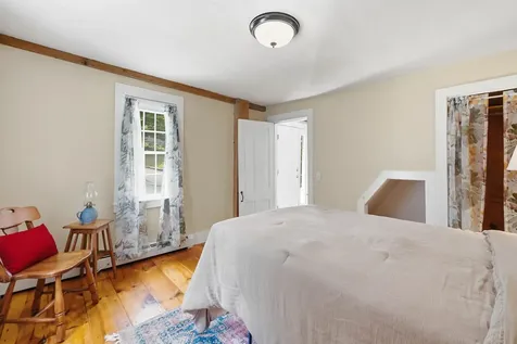 3 Creighton Street Newmarket NH 03857