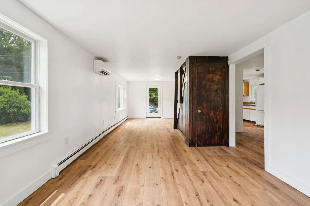 196 Kinsman Road Grafton NH 03240