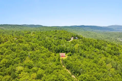 196 Kinsman Road Grafton NH 03240