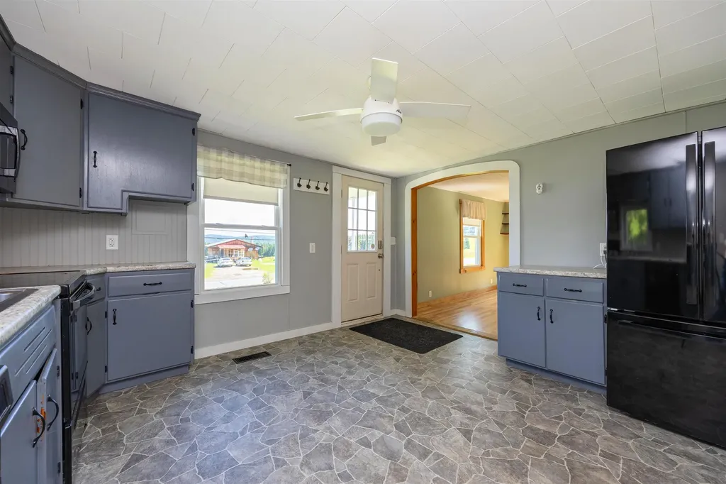 1898 Parker Road Danville VT 05828