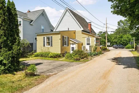30 B Hancock Street Rochester NH 03867