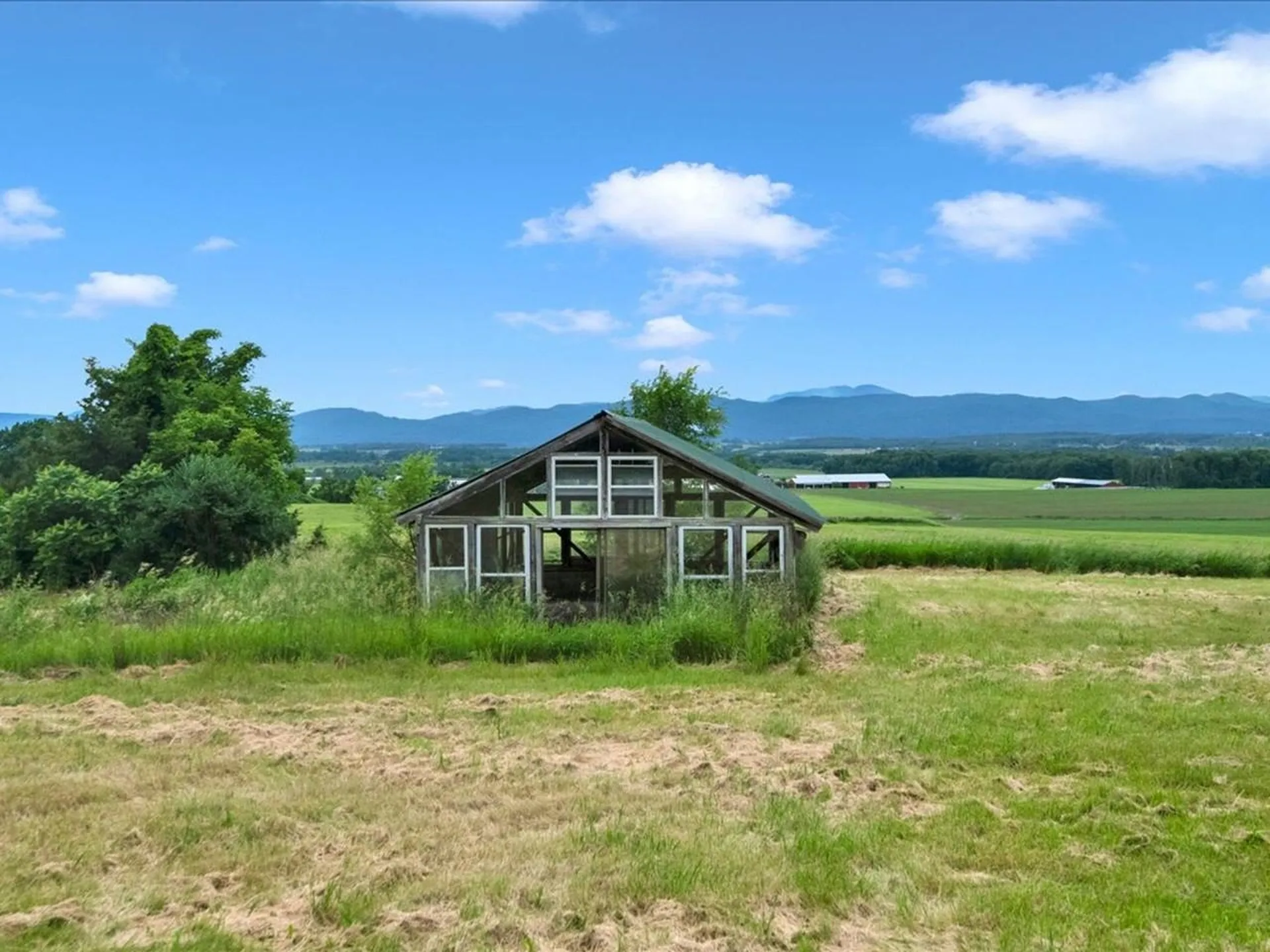 4732 Vt Route 22a Addison VT 05491
