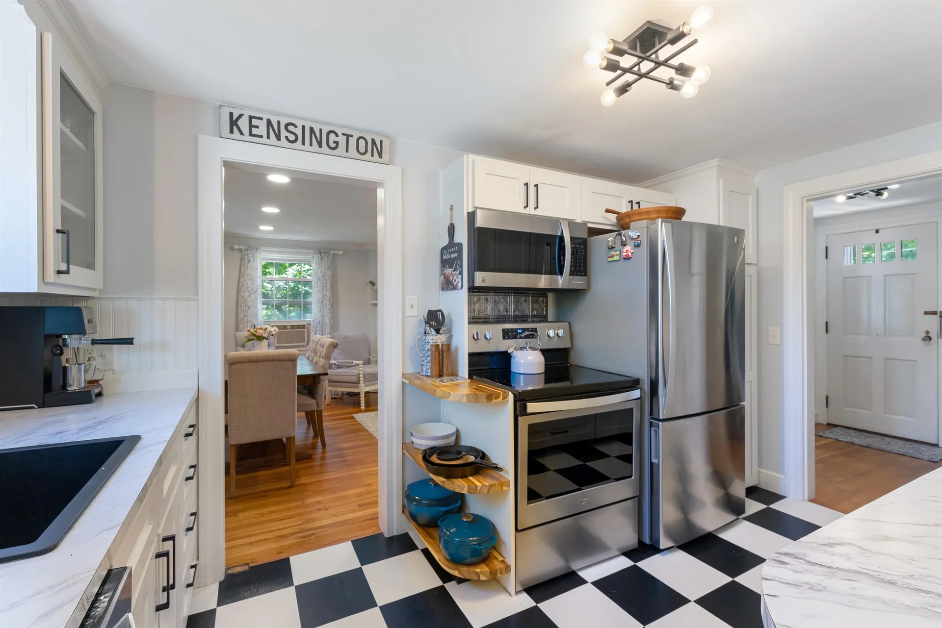 10 Old Amesbury Road Kensington NH 03833