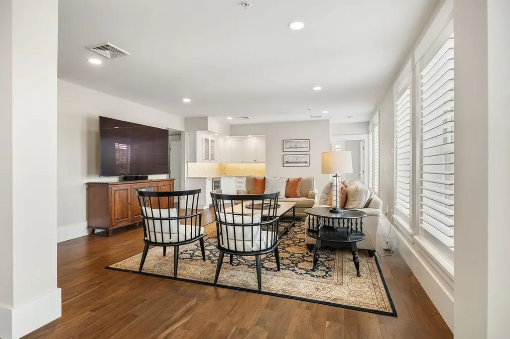 50 Maplewood Avenue Portsmouth NH 03801