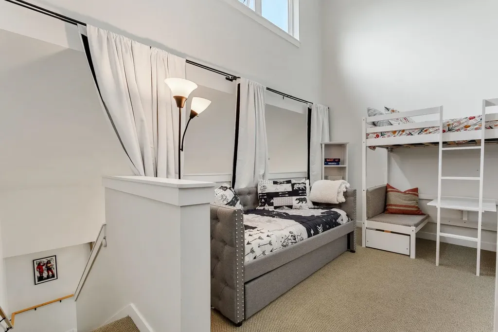 251 Mountainside Drive Warren VT 05674