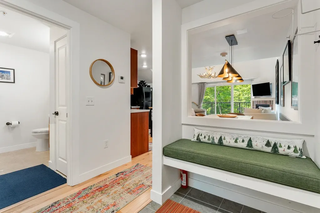 251 Mountainside Drive Warren VT 05674