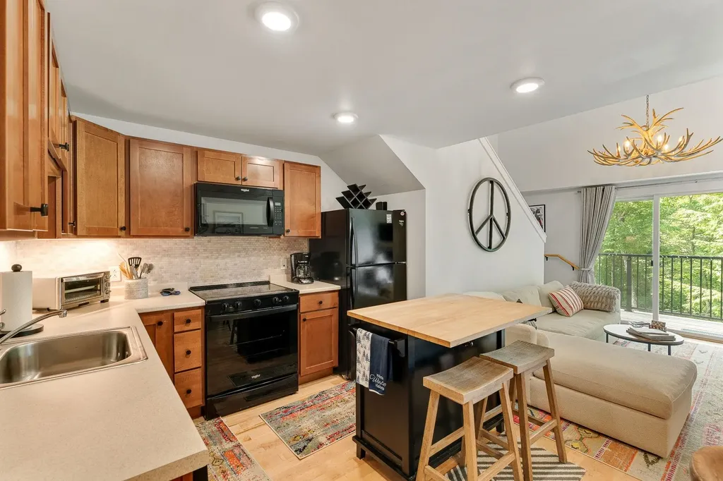 251 Mountainside Drive Warren VT 05674