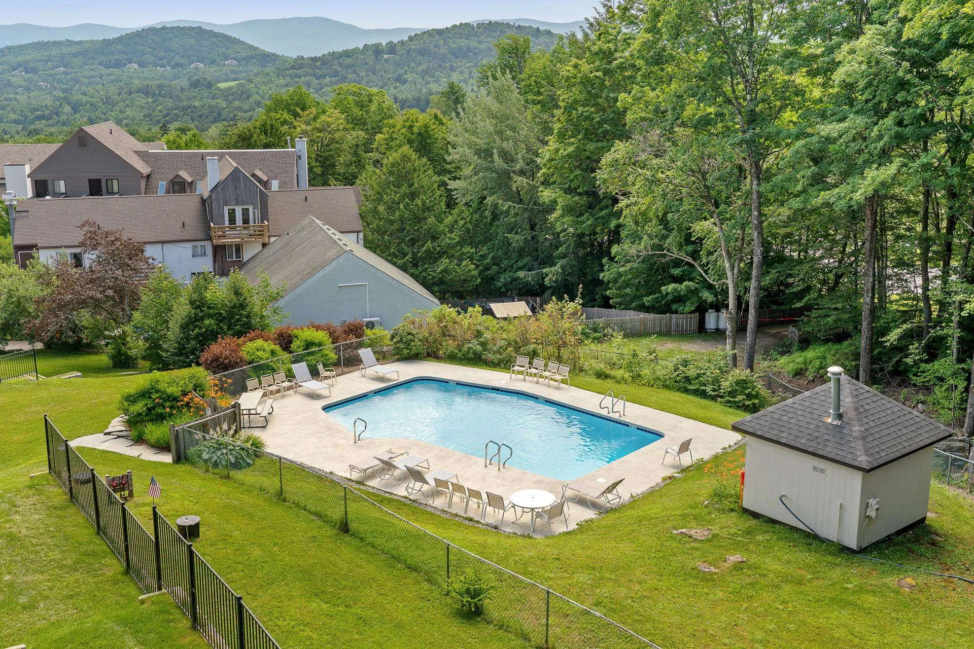 251 Mountainside Drive Warren VT 05674