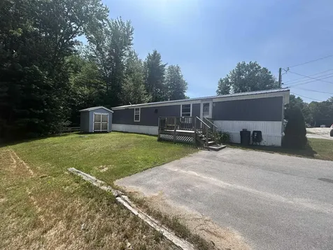 76 Crystal Springs Way Somersworth NH 03878
