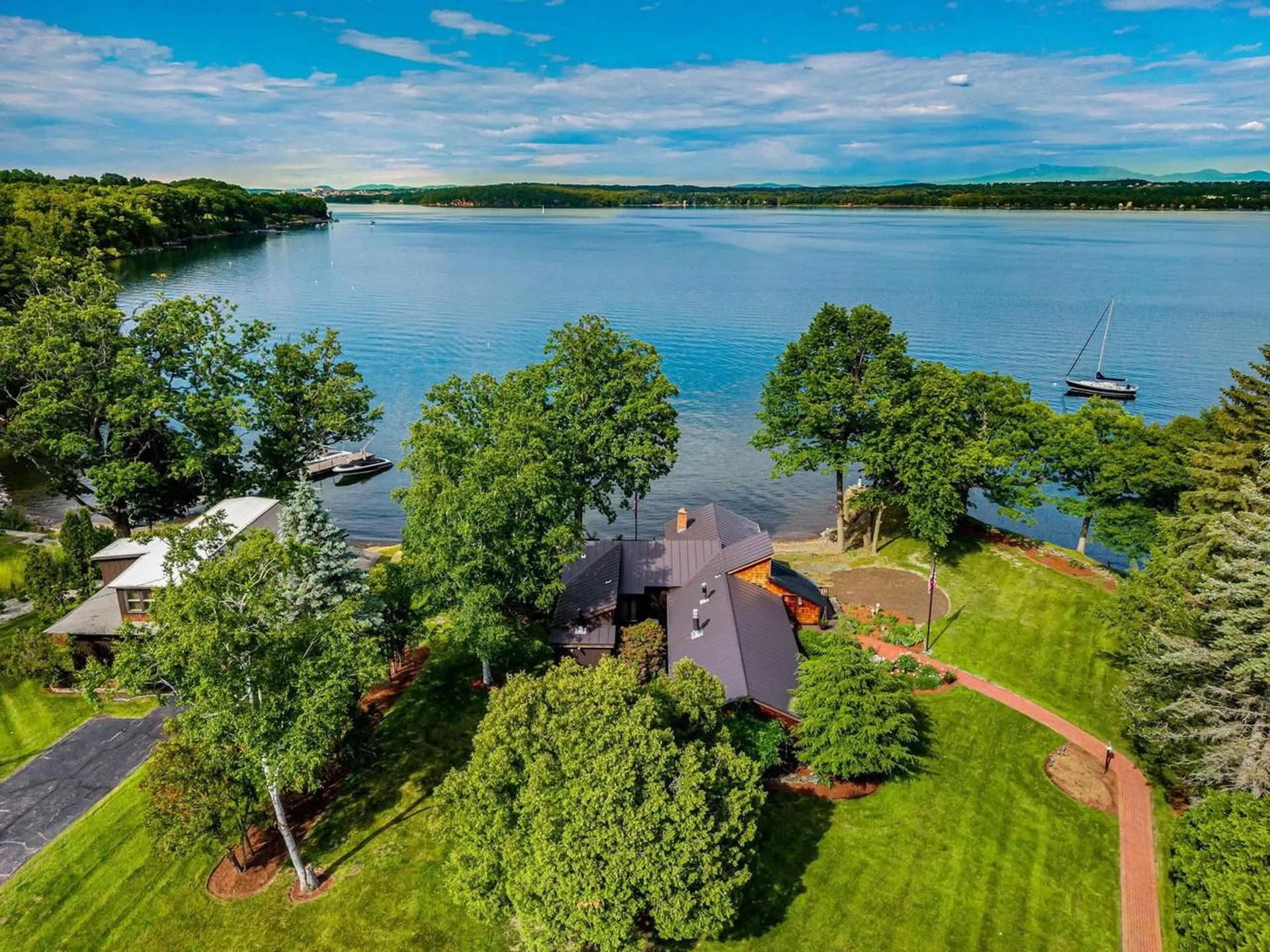 3544 Harbor Road Shelburne VT 05482