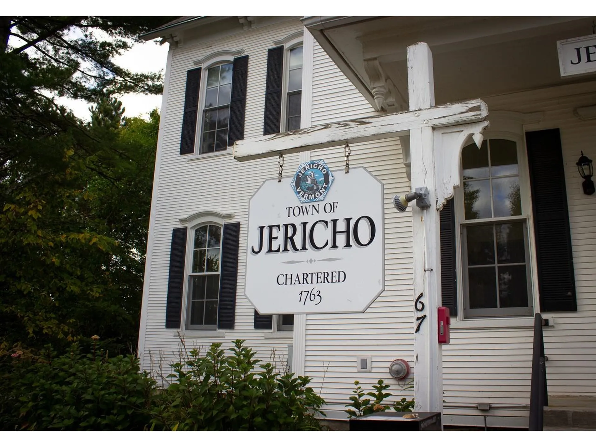 16 Pinehurst Drive Jericho VT 05465