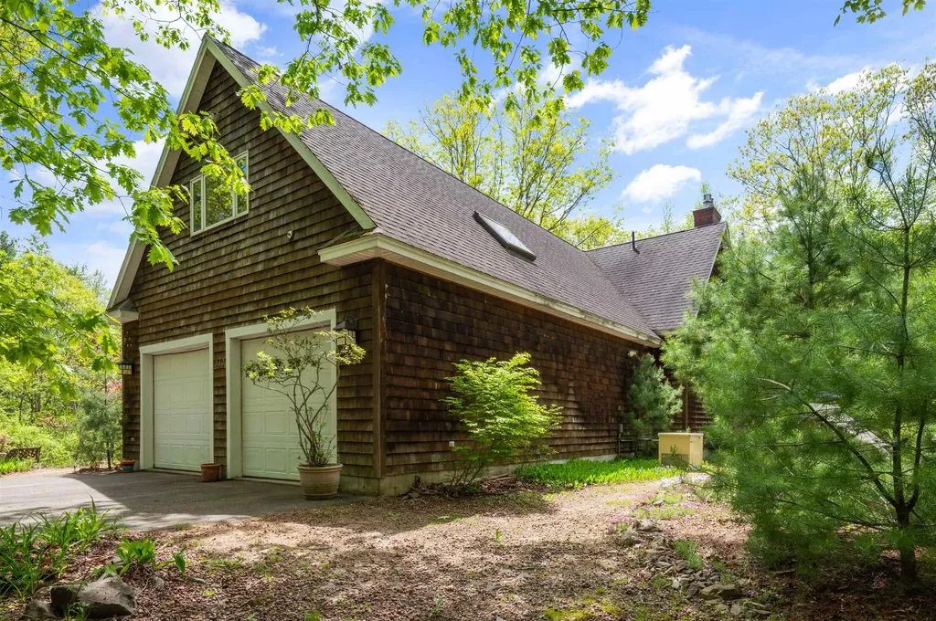 312 Durham Point Road Durham NH 03824