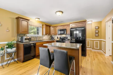 33 Cider Street Epping NH 03042