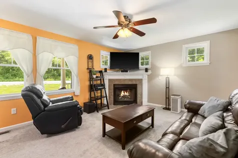 33 Cider Street Epping NH 03042