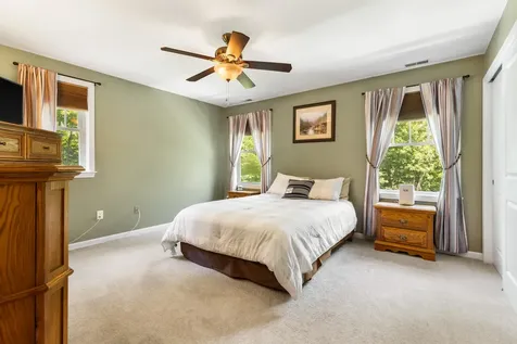 33 Cider Street Epping NH 03042