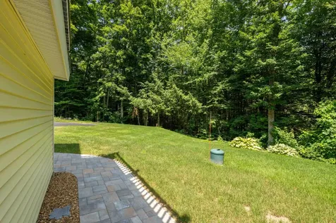 33 Cider Street Epping NH 03042