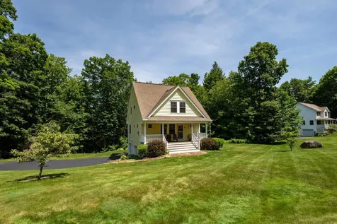 33 Cider Street Epping NH 03042