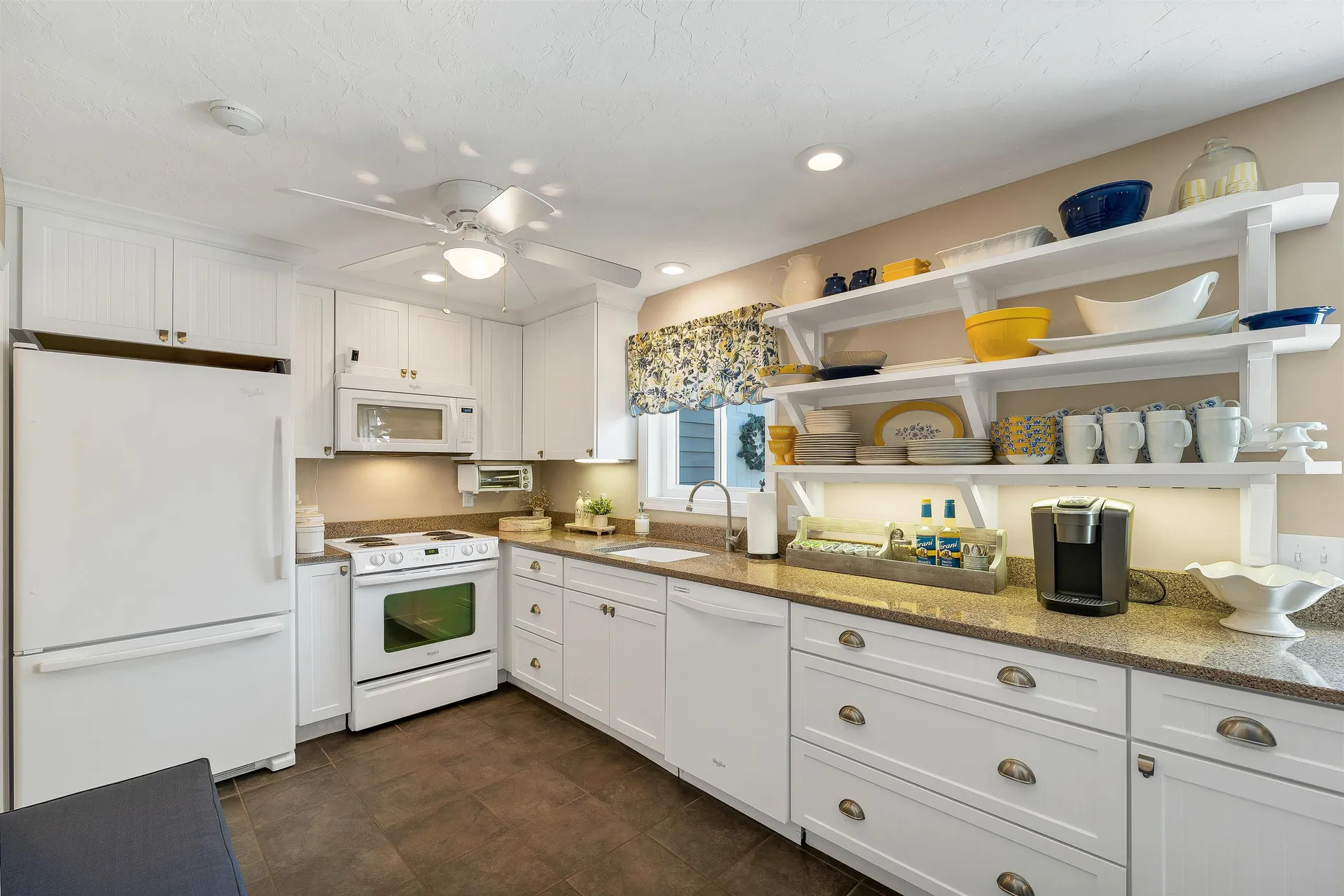 60 Weirs Road Gilford NH 03249