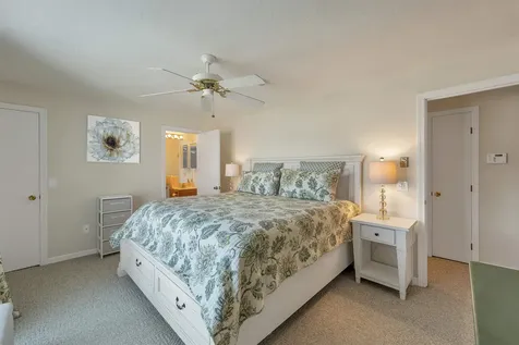 60 Weirs Road Gilford NH 03249