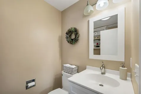 60 Weirs Road Gilford NH 03249