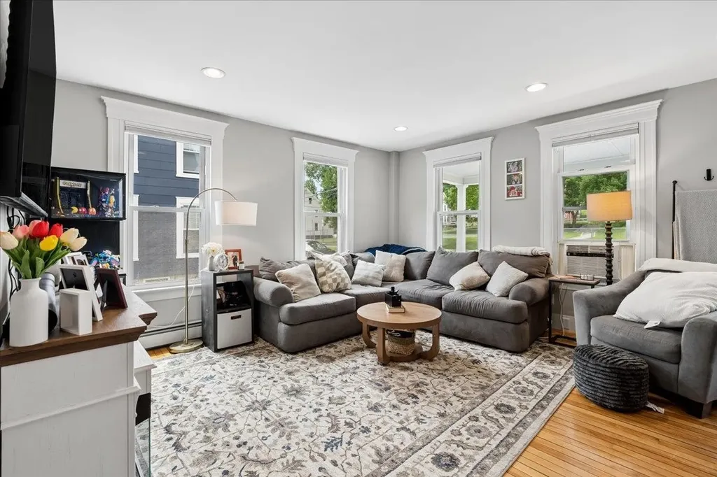 44 N Spring Street Concord NH 03301