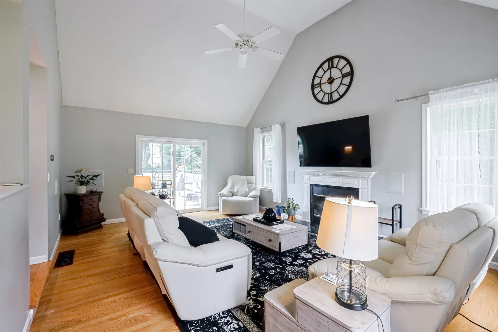9 Taconic Drive Amherst NH 03031